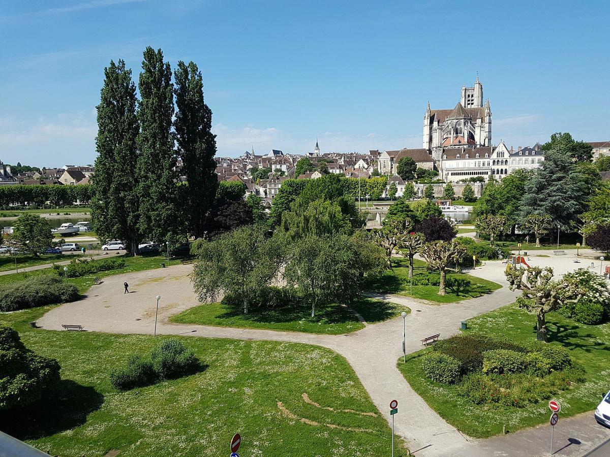Ibis Budget Auxerre Centre Exterior foto