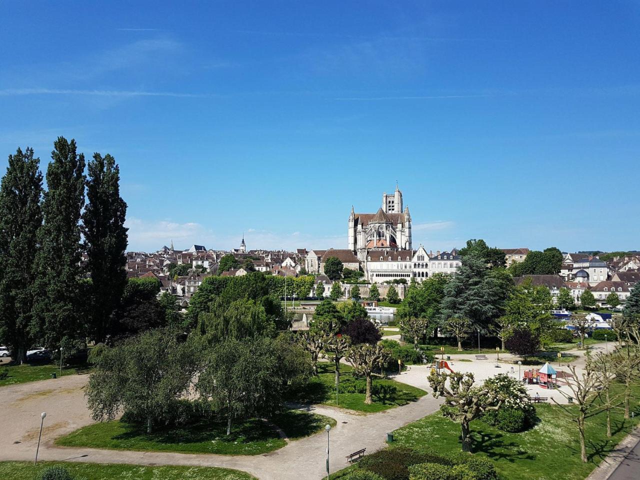 Ibis Budget Auxerre Centre Exterior foto